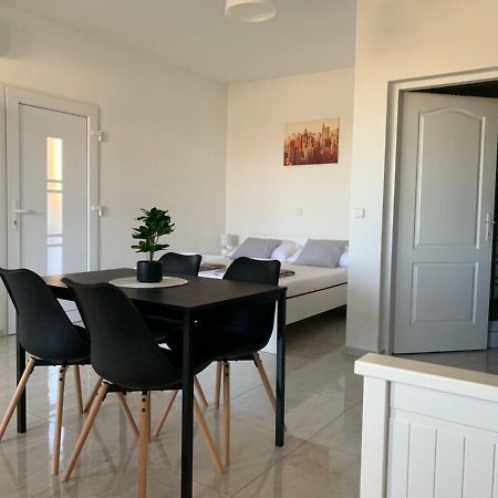 Ferienwohnung Nelany Zubovići Exterior foto