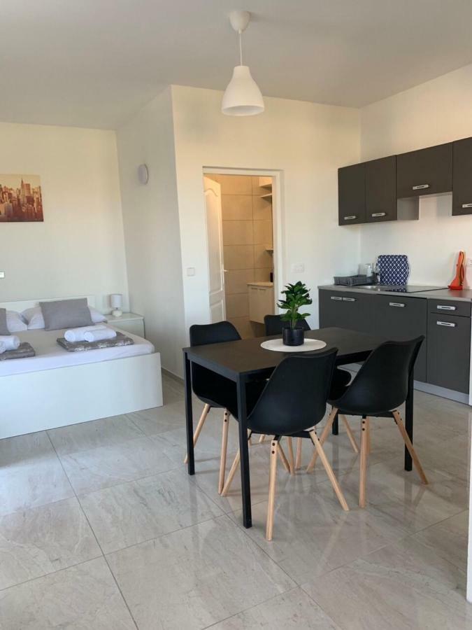 Ferienwohnung Nelany Zubovići Exterior foto