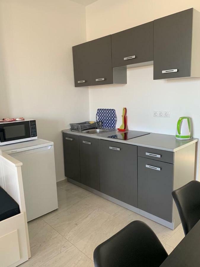 Ferienwohnung Nelany Zubovići Exterior foto